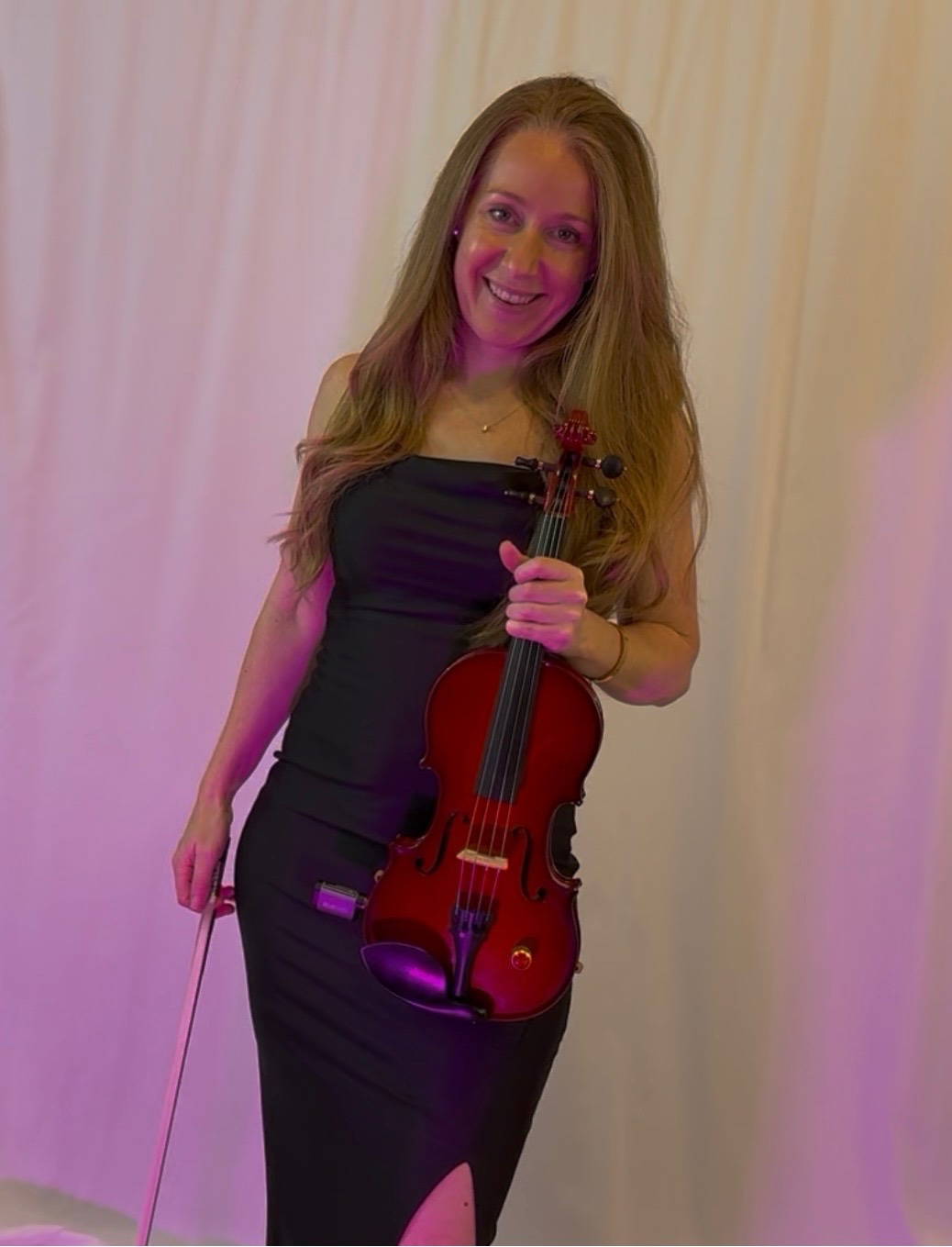 Houston violinist Melani X.O. performing wedding music